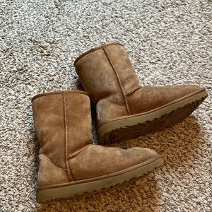 Ugg Classic Short II boots in chestnut size 7